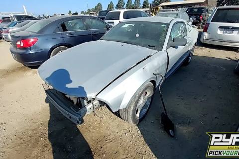 Photo of 2005 Ford Mustang