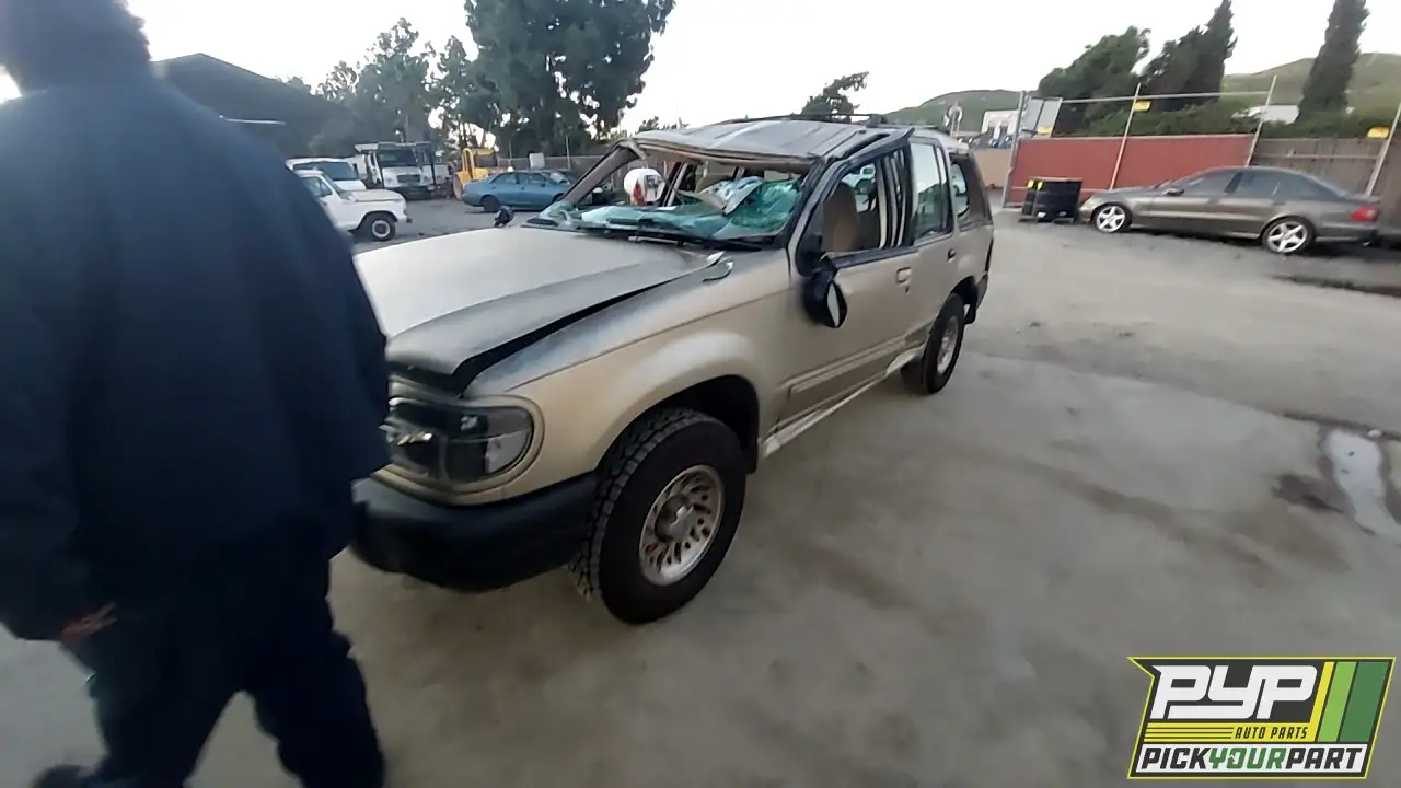 Photo of 2000 Ford Explorer