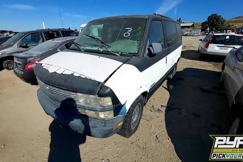 Photo of 2000 Chevrolet Astro