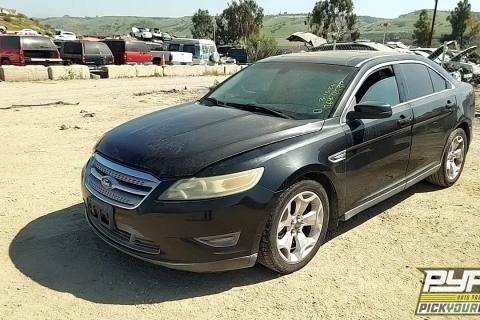Photo of 2010 Ford Taurus
