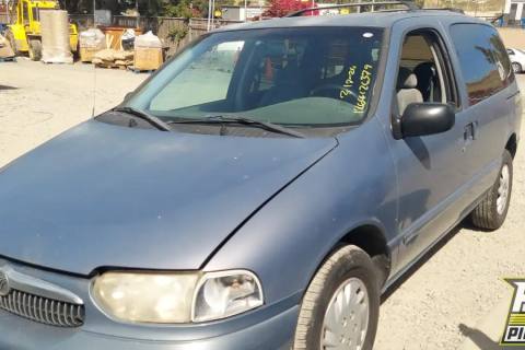 Photo of 1999 Mercury Villager