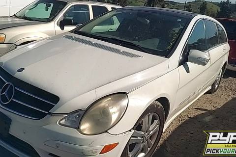 Photo of 2009 Mercedes-Benz R350