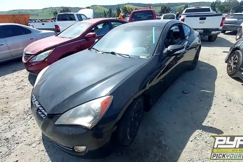 Photo of 2010 Hyundai Genesis Coupe