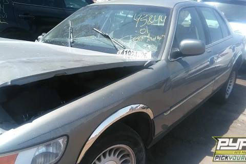 Photo of 2001 Mercury Grand Marquis