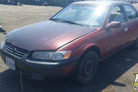 Photo of 1998 Toyota Camry