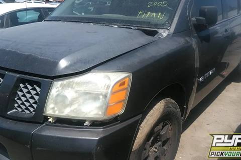 Photo of 2005 Nissan Titan