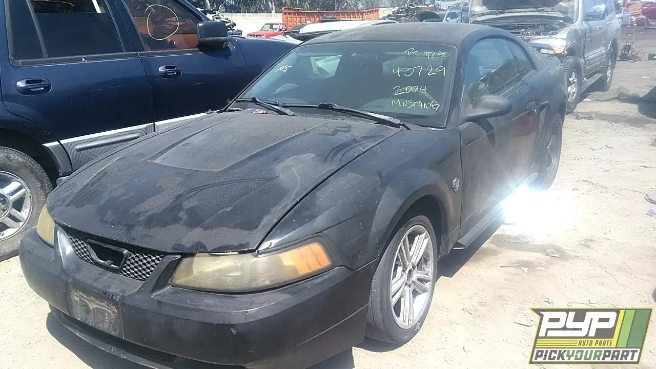 Photo of 2004 Ford Mustang