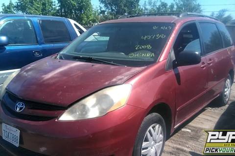 Photo of 2008 Toyota Sienna