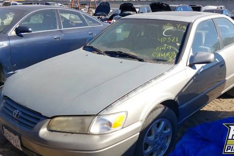Photo of 1999 Toyota Camry