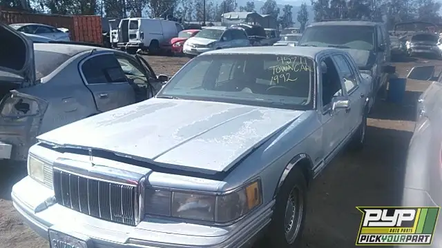 Photo of 1992 Lincoln Town Car