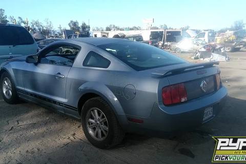 Photo of 2006 Ford Mustang