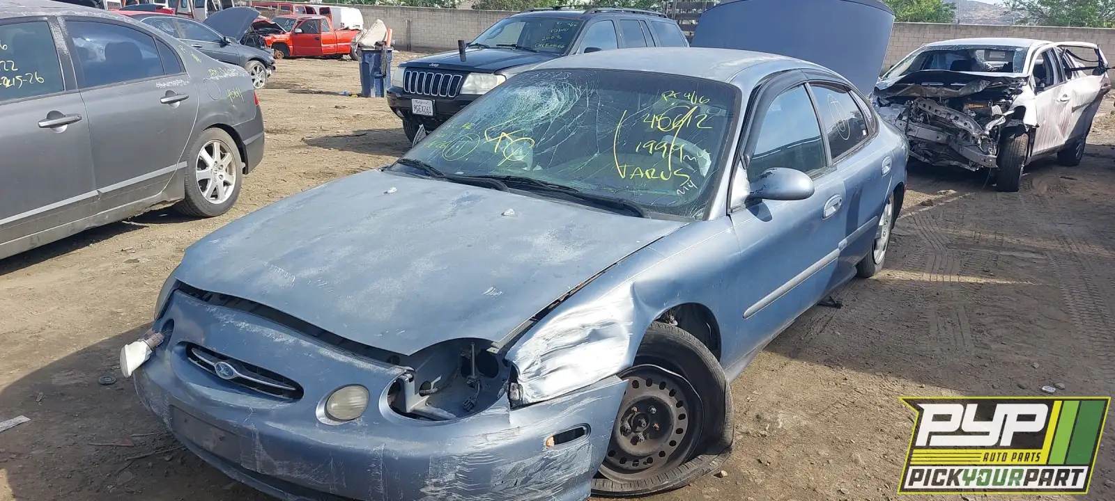 Photo of 1999 Ford Taurus