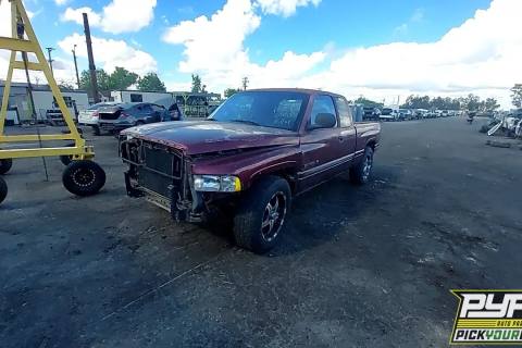 Photo of 2000 Dodge Ram 1500