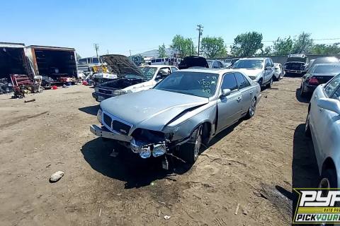 Photo of 2001 Infiniti Q45