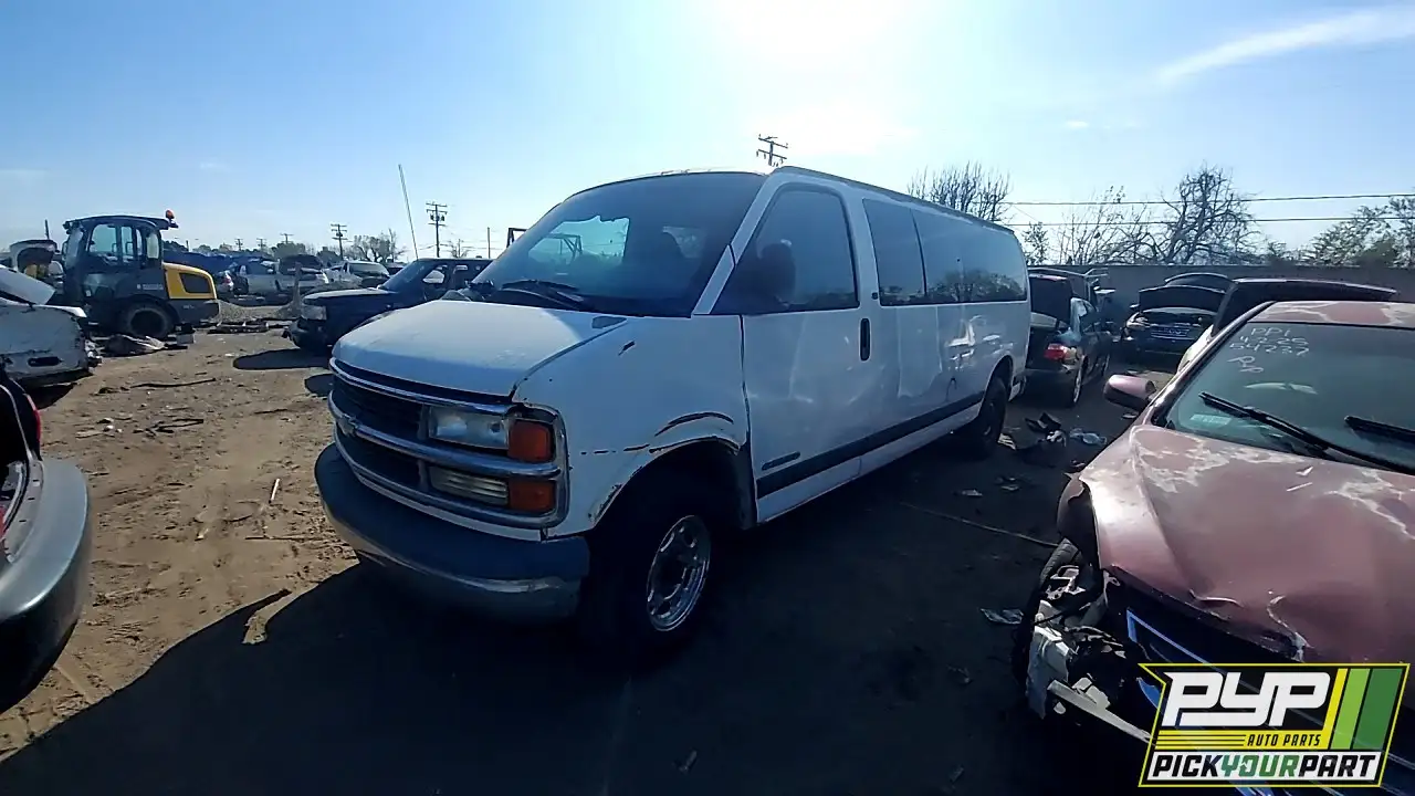 Photo of 2001 Chevrolet Express 3500