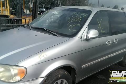 Photo of 2004 Kia Sedona