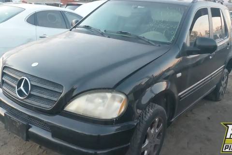 Photo of 1999 Mercedes-Benz Ml430