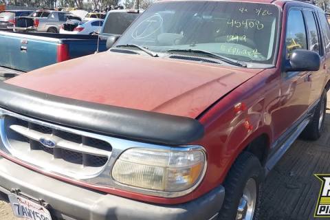 Photo of 1999 Ford Explorer