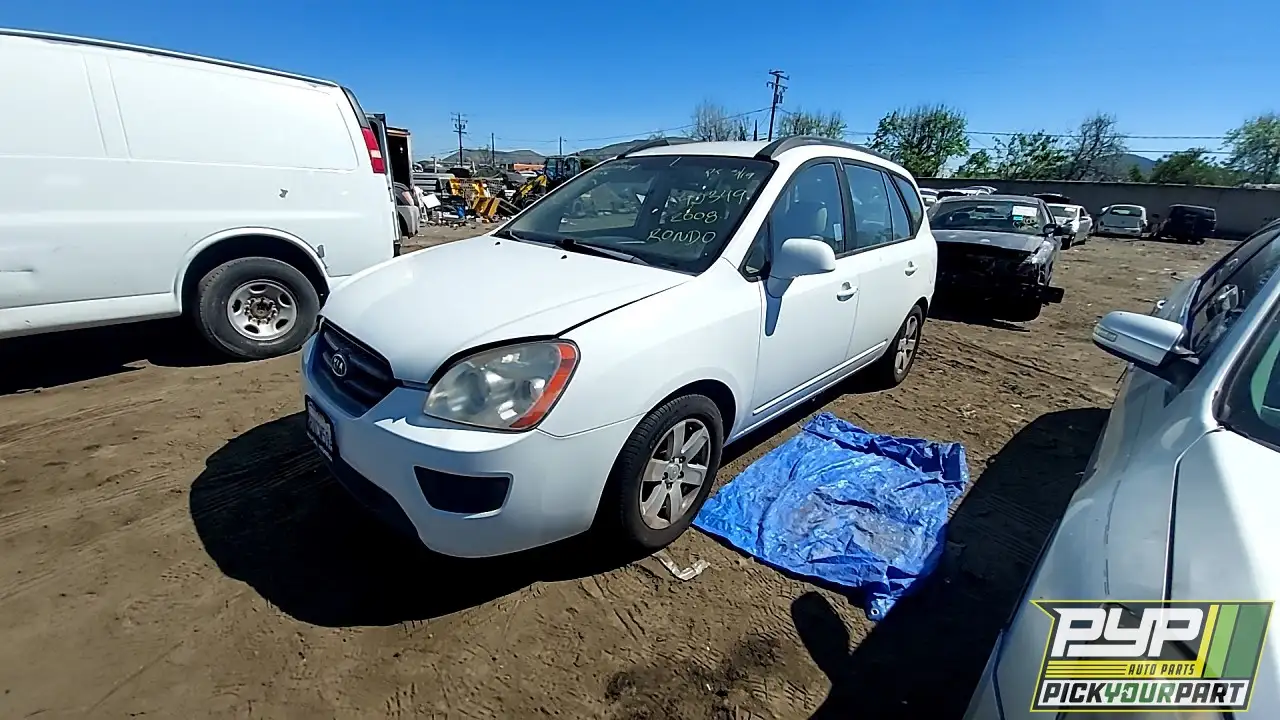 Photo of 2008 Kia Rondo