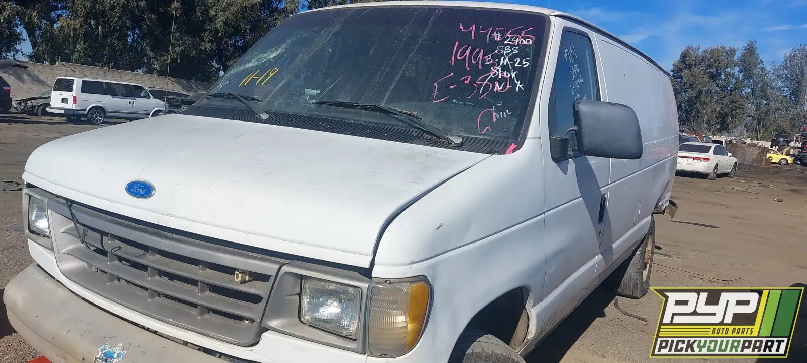 Photo of 1995 Ford E-350 Econoline