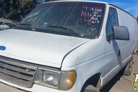 Photo of 1995 Ford E-350 Econoline