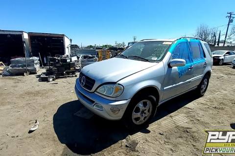 Photo of 2003 Mercedes-Benz Ml350