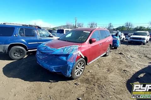 Photo of 2016 Nissan Pathfinder