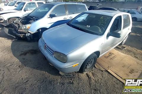 Photo of 2003 Volkswagen Golf