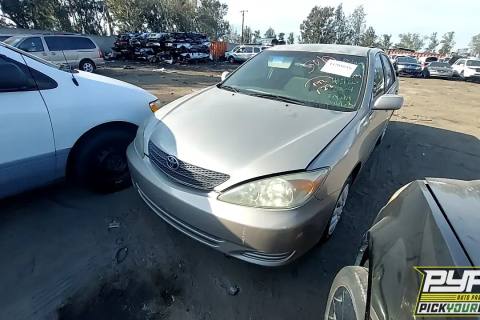 Photo of 2004 Toyota Camry