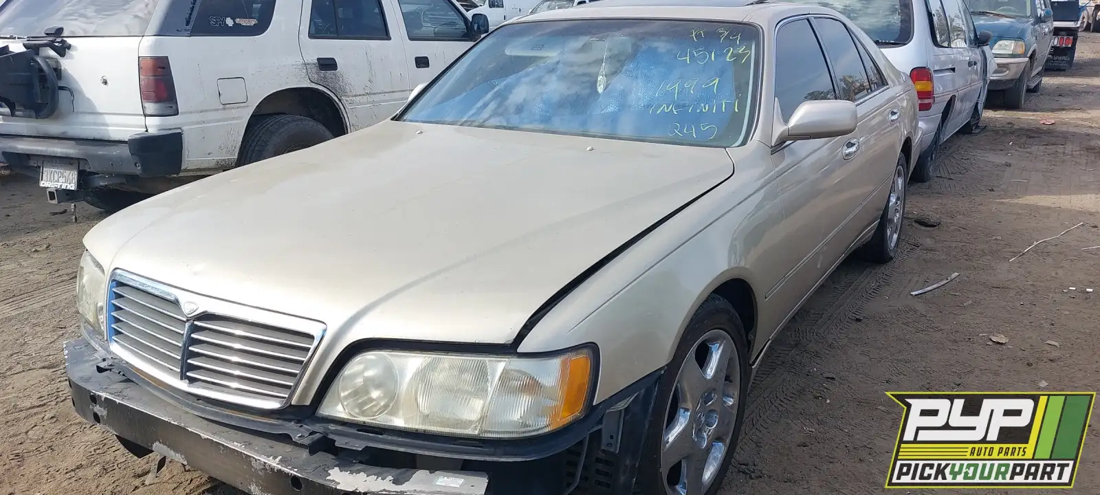 Photo of 1999 Infiniti Q45