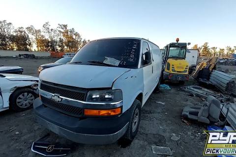 Photo of 2005 Chevrolet Express 2500