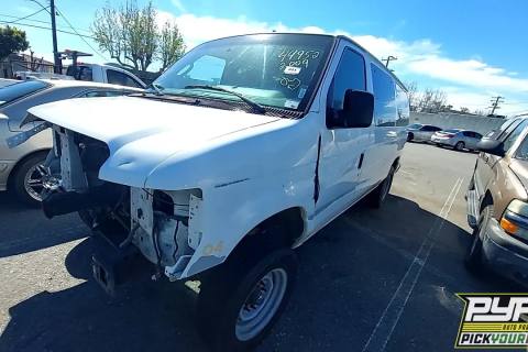 Photo of 2009 Ford E-350 Super Duty