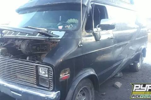Photo of 1976 Dodge B200