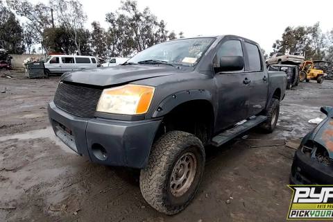 Photo of 2004 Nissan Titan