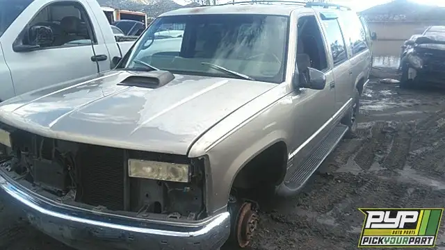 Photo of 1999 Chevrolet K1500 Suburban