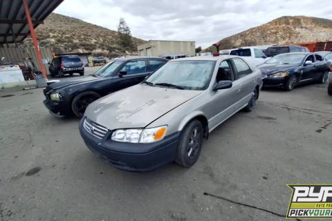 Photo of 2001 Toyota Camry