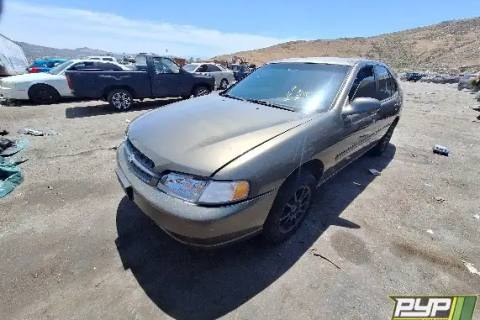 Photo of 1998 Nissan Altima