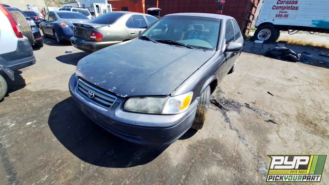 Photo of 2000 Toyota Camry