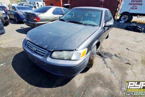 Photo of 2000 Toyota Camry