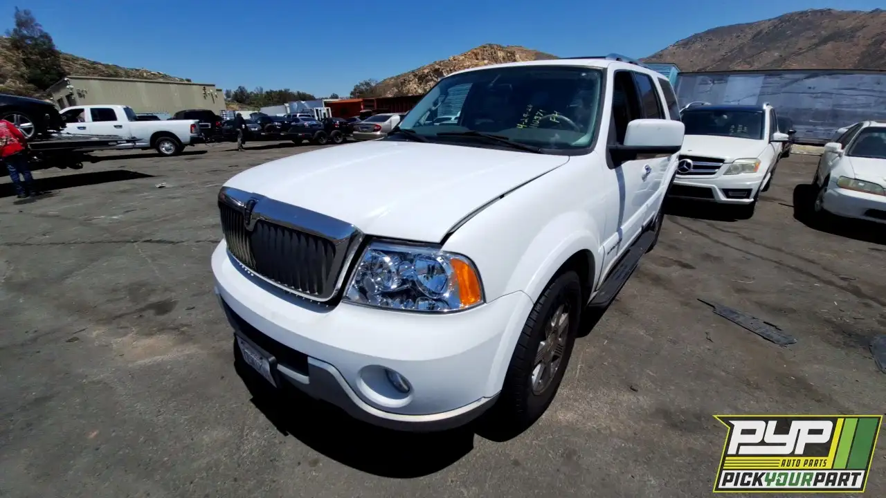 Photo of 2004 Lincoln Navigator