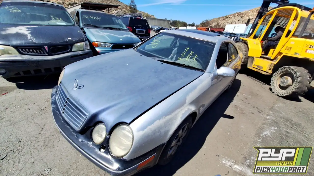 Photo of 2002 Mercedes-Benz Clk320
