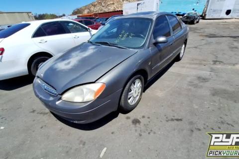 Photo of 2003 Ford Taurus