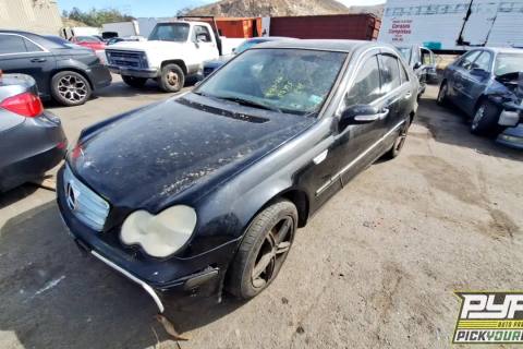 Photo of 2003 Mercedes-Benz C320