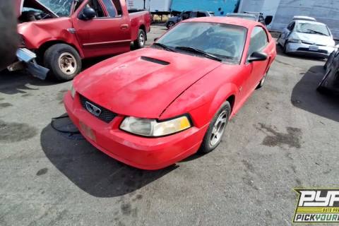 Photo of 2000 Ford Mustang