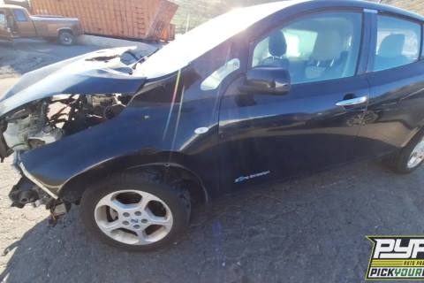 Photo of 2012 Nissan Leaf