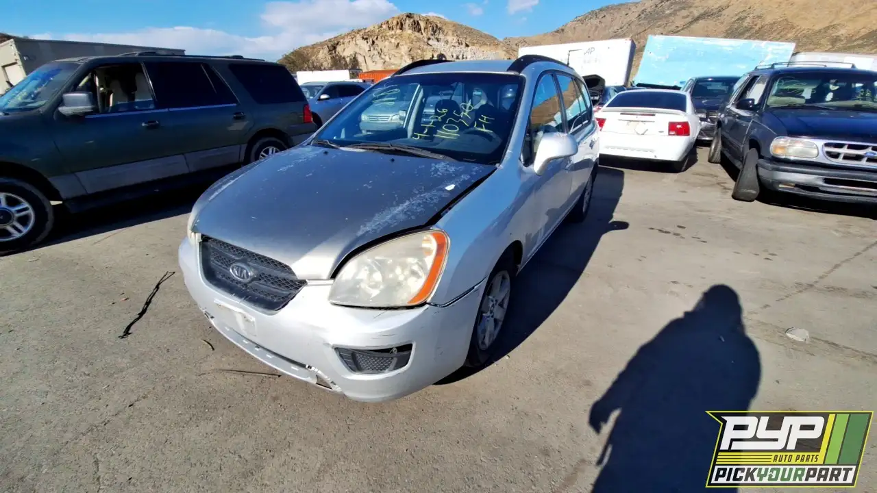 Photo of 2008 Kia Rondo