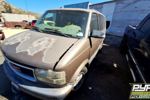 Photo of 2000 Gmc Safari