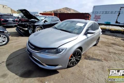 Photo of 2015 Chrysler 200