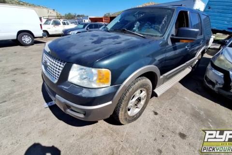 Photo of 2004 Ford Expedition