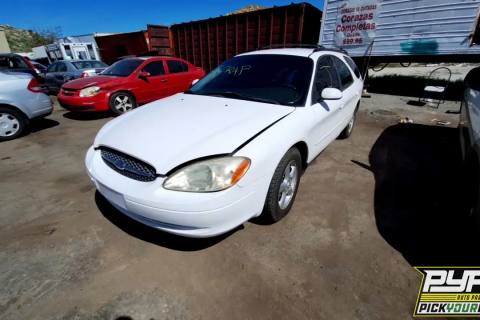 Photo of 2001 Ford Taurus